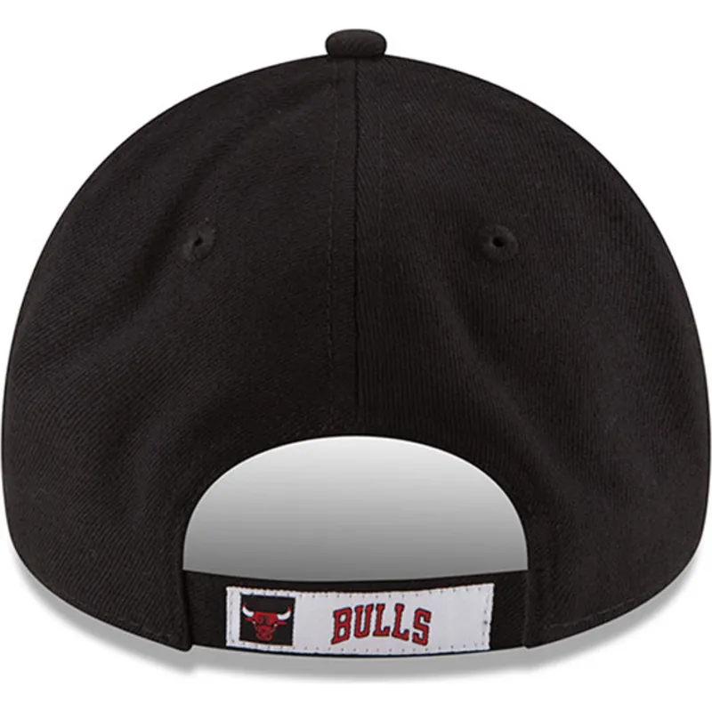 petten-gebogen-zwart-verstelbaar-9forty-the-league-van-chicago-bulls-nba-van-new-era