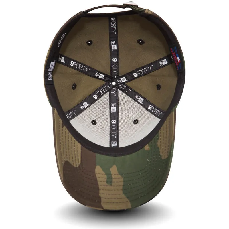 petten-gebogen-camouflage-verstelbaar-9forty-essential-van-new-york-yankees-mlb-van-new-era