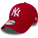 petten-gebogen-rood-verstelbaar-9forty-essential-van-new-york-yankees-mlb-van-new-era