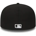 petten-plat-zwart-fitted-59fifty-essential-van-atlanta-braves-mlb-van-new-era