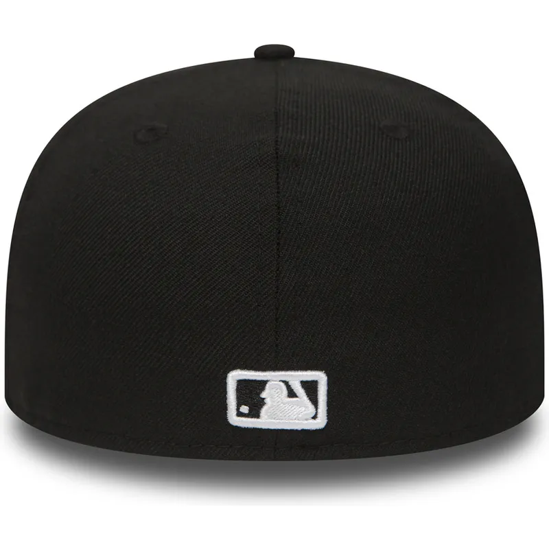 petten-plat-zwart-fitted-59fifty-essential-van-atlanta-braves-mlb-van-new-era