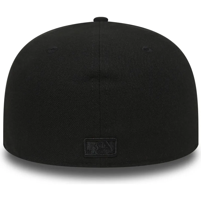 petten-plat-zwart-fitted-59fifty-black-on-black-van-new-york-yankees-mlb-van-new-era