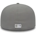 petten-plat-grijs-fitted-59fifty-essential-van-new-york-yankees-mlb-van-new-era