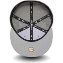 petten-plat-grijs-fitted-59fifty-essential-van-new-york-yankees-mlb-van-new-era
