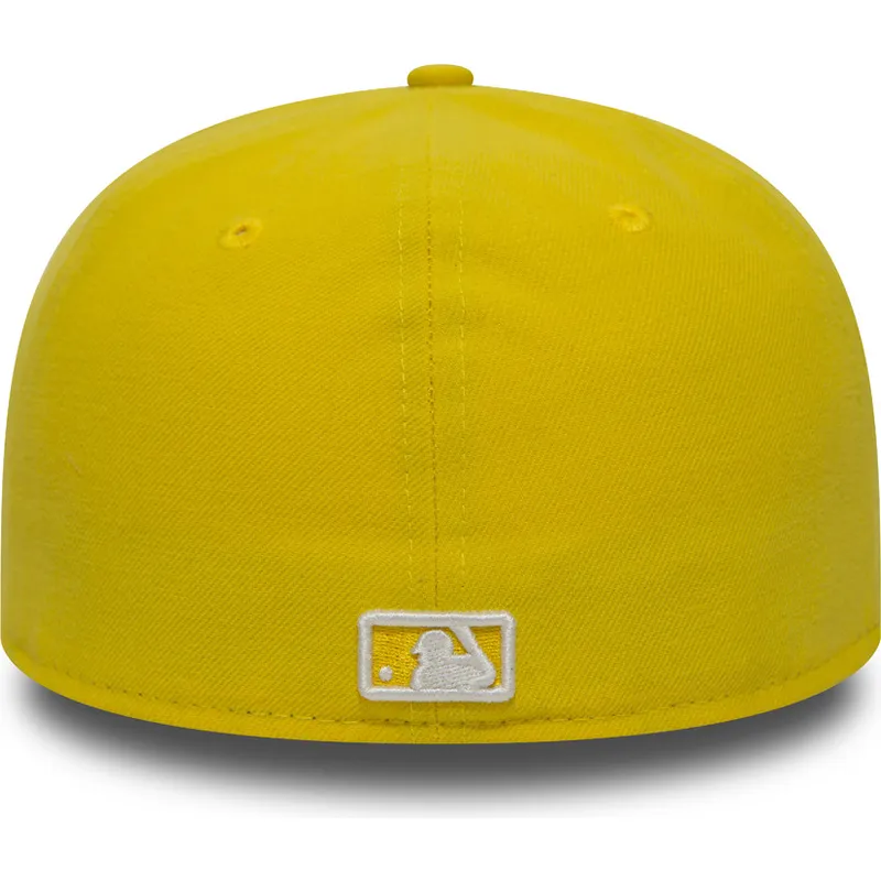 petten-plat-geel-fitted-59fifty-essential-van-new-york-yankees-mlb-van-new-era
