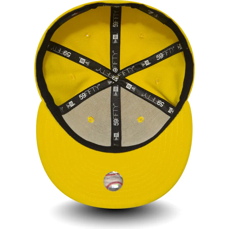 petten-plat-geel-fitted-59fifty-essential-van-new-york-yankees-mlb-van-new-era