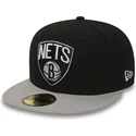 petten-plat-zwart-fitted-59fifty-essential-van-brooklyn-nets-nba-van-new-era