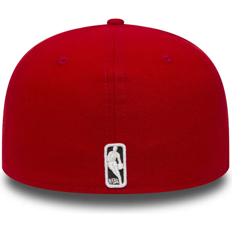 petten-plat-rood-fitted-59fifty-essential-van-chicago-bulls-nba-van-new-era