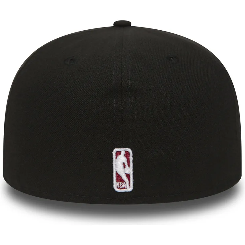 petten-plat-zwart-fitted-59fifty-essential-van-miami-heat-nba-van-new-era