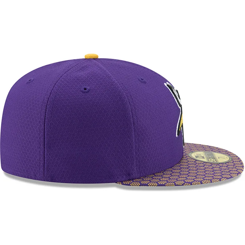 petten-plat-paars-fitted-59fifty-sideline-van-minnesota-vikings-nfl-van-new-era