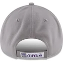 petten-gebogen-grijs-verstelbaar-9forty-the-league-van-sacramento-kings-nba-van-new-era