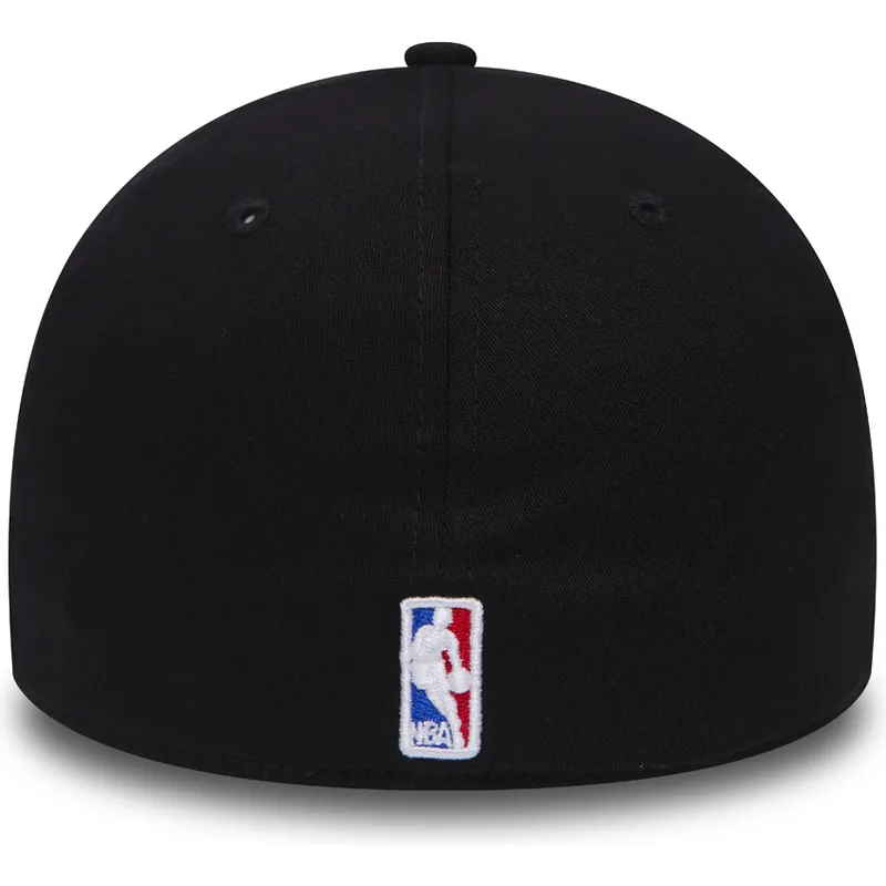 petten-gebogen-zwart-fitted-39thirty-black-base-van-boston-celtics-mlb-van-new-era