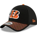 petten-gebogen-zwart-fitted-39thirty-sideline-van-cincinnati-bengals-nfl-van-new-era