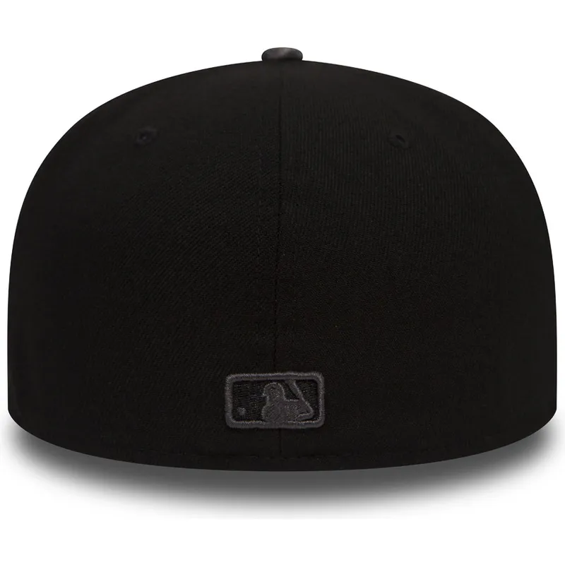 petten-plat-zwart-fitted-59fifty-grey-collection-van-new-york-yankees-mlb-van-new-era