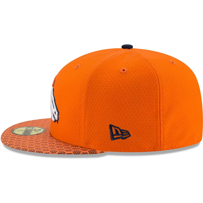petten-plat-oranje-fitted-59fifty-sideline-van-denver-broncos-nfl-van-new-era