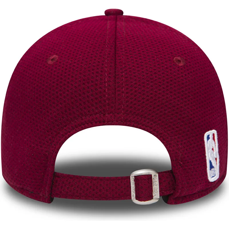 petten-gebogen-rood-verstelbaar-9forty-mesh-van-cleveland-cavaliers-nba-van-new-era