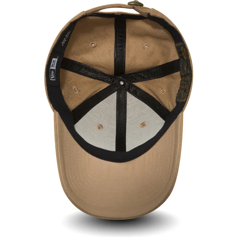 petten-gebogen-bruin-verstelbaar-9forty-camel-hair-van-new-era