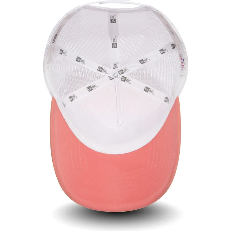 petten-gebogen-roze-snapback-9forty-felt-van-new-era