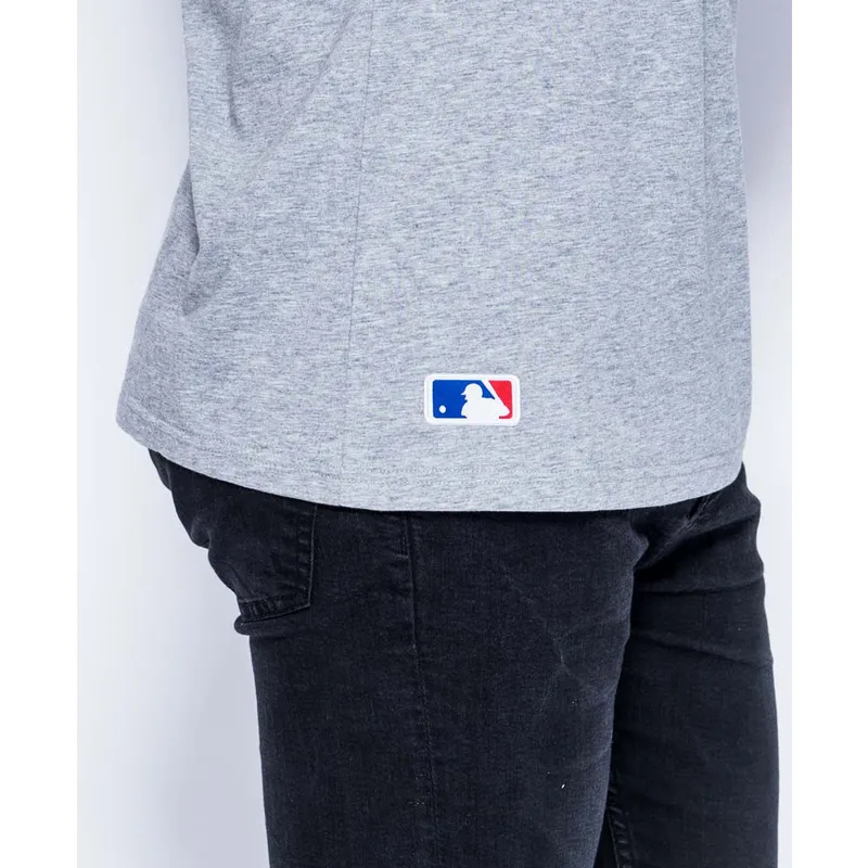 t-shirt-korte-mouw-grijs-badge-van-new-york-yankees-mlb-van-new-era