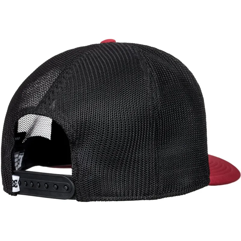 petten-gebogen-rood-snapback-vested-up-van-dc-shoes