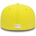 petten-plat-geel-fitted-59fifty-essential-van-new-york-yankees-mlb-van-new-era