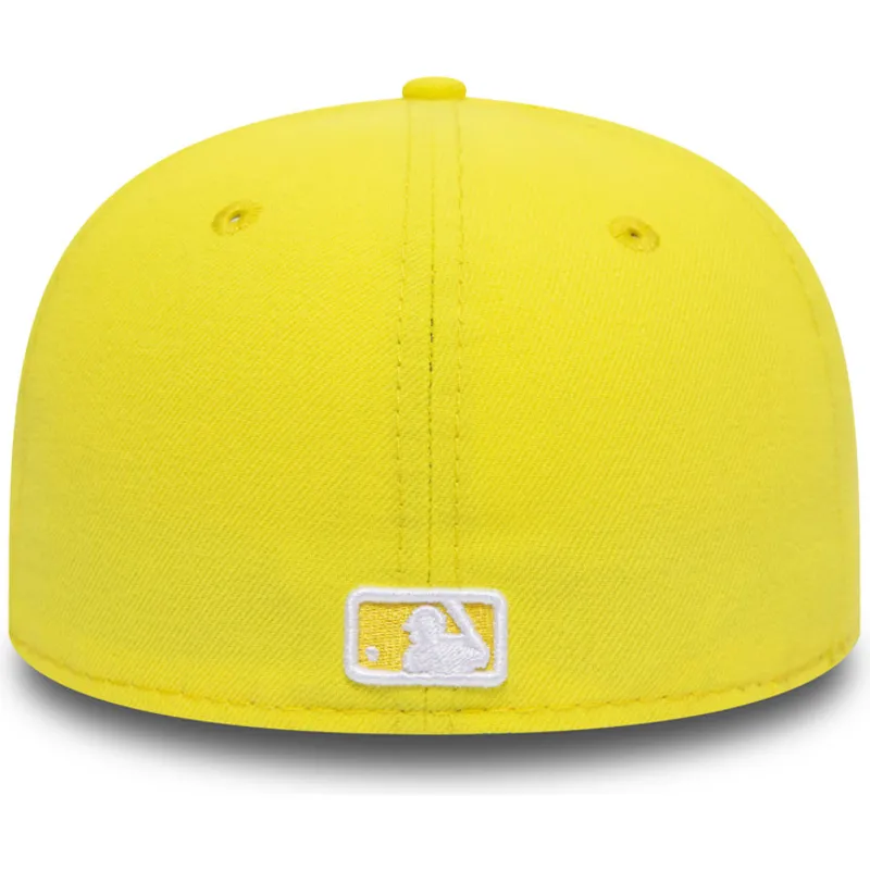 petten-plat-geel-fitted-59fifty-essential-van-new-york-yankees-mlb-van-new-era petten-plat-geel-fitted-59fifty-essential-van-new-york-yankees-mlb-van-new-era