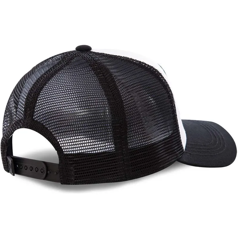 petten-gebogen-wit-snapback-pet2-piet-piraat-disney-van-capslab petten-gebogen-wit-snapback-pet2-piet-piraat-disney-van-capslab