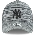 petten-gebogen-grijs-snapback-ajustable-9forty-engineered-fit-van-new-york-yankees-mlb-van-new-era