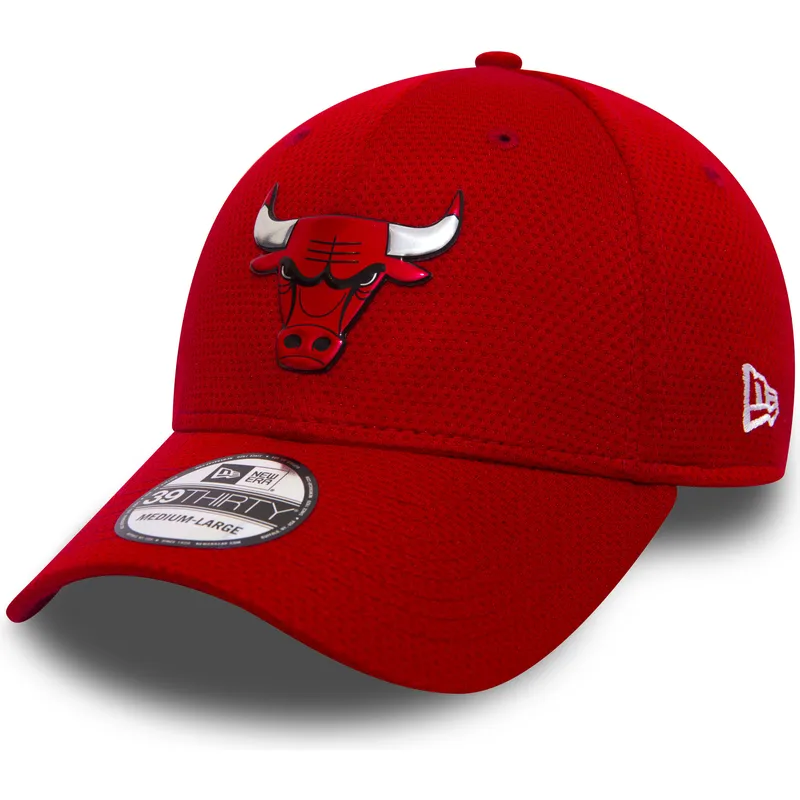 petten-gebogen-rood-fitted-39thirty-pack-van-chicago-bulls-nba-van-new-era