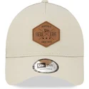 petten-gebogen-grijs-snapback-a-frame-9forty-heritage-patch-van-new-era