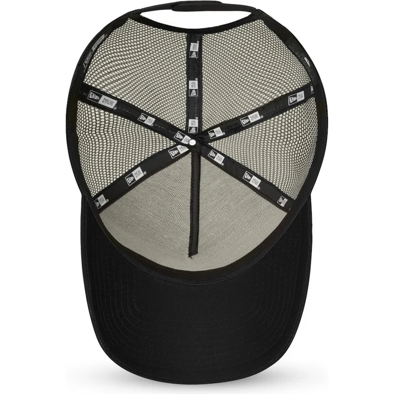 petten-gebogen-zwart-snapback-a-frame-9forty-heritage-patch-van-new-era