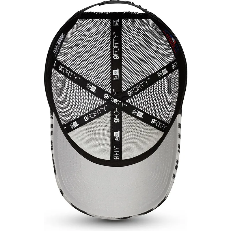 petten-gebogen-grijs-snapback-9forty-tiger-print-van-new-york-yankees-mlb-van-new-era petten-gebogen-grijs-snapback-9forty-tiger-print-van-new-york-yankees-mlb-van-new-era