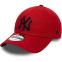 petten-gebogen-rood-verstelbaar-9forty-league-essential-van-new-york-yankees-mlb-van-new-era