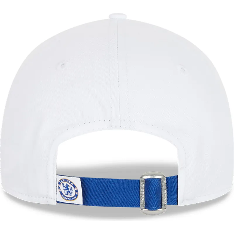 petten-gebogen-wit-verstelbaar-9forty-cotton-wordmark-van-chelsea-football-club-premier-league-van-new-era