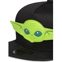 petten-plat-zwart-snapback-baby-yoda-the-mandalorian-van-difuzed