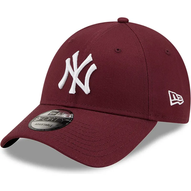 petten-gebogen-rood-verstelbaar-9forty-league-essential-van-new-york-yankees-mlb-van-new-era