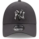petten-gebogen-grijs-verstelbaar-9forty-camo-infill-van-new-york-yankees-mlb-van-new-era