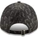 petten-gebogen-camouflage-verstelbaar-9forty-all-over-camo-van-chicago-bulls-nba-van-new-era