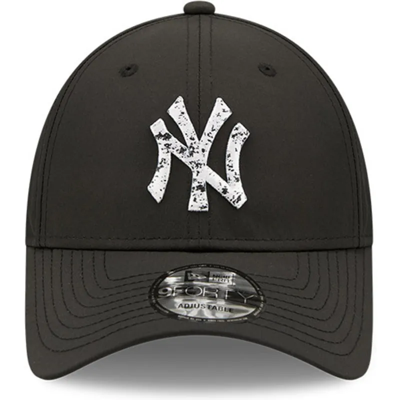 petten-gebogen-zwart-verstelbaar-9forty-sports-clip-van-new-york-yankees-mlb-van-new-era