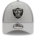 petten-gebogen-grijs-verstelbaar-9forty-team-arch-van-las-vegas-raiders-nfl-van-new-era