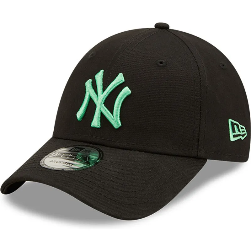 petten-gebogen-zwart-verstelbaar-9forty-league-essential-van-new-york-yankees-mlb-van-new-era petten-gebogen-zwart-verstelbaar-9forty-league-essential-van-new-york-yankees-mlb-van-new-era