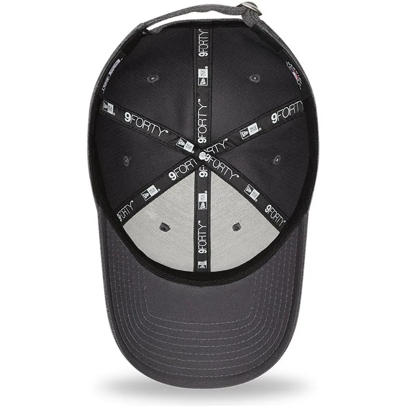 petten-gebogen-grijs-verstelbaar-rosa-9forty-shadow-tech-van-new-york-yankees-mlb-van-new-era