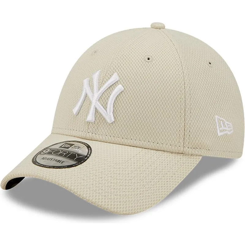 petten-gebogen-beige-verstelbaar-9forty-diamond-era-van-new-york-yankees-mlb-van-new-era petten-gebogen-beige-verstelbaar-9forty-diamond-era-van-new-york-yankees-mlb-van-new-era