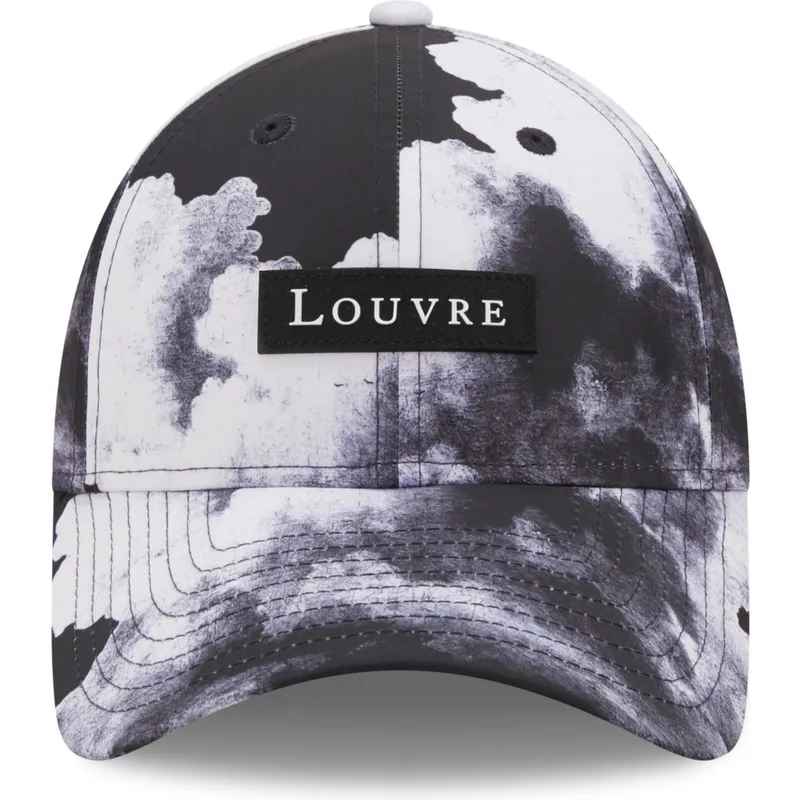 petten-gebogen-zwart-verstelbaar-9forty-cloud-le-louvre-van-new-era