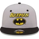 petten-plat-grijs-snapback-voor-kinderen-9fifty-character-van-batman-dc-comics-van-new-era