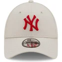 petten-gebogen-beige-verstelbaar-9forty-league-essential-van-new-york-yankees-mlb-van-new-era
