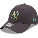 petten-gebogen-grijs-verstelbaar-9forty-camo-infill-van-new-york-yankees-mlb-van-new-era