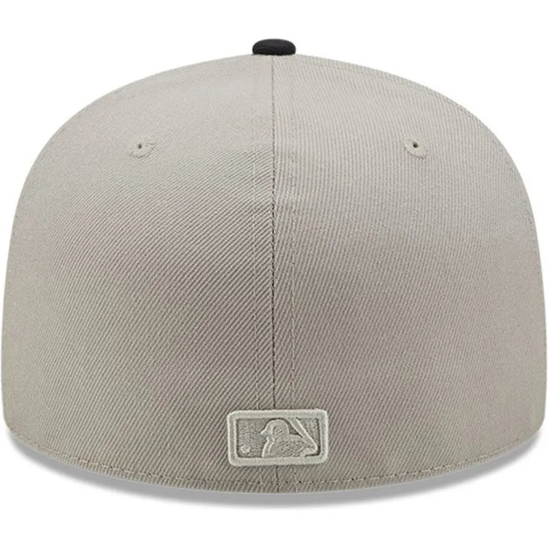 petten-plat-grijs-fitted-59fifty-parche-lateral-van-new-york-yankees-mlb-van-new-era