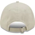 petten-gebogen-beige-verstelbaar-9forty-sporty-van-patrick-ster-spongebob-van-new-era