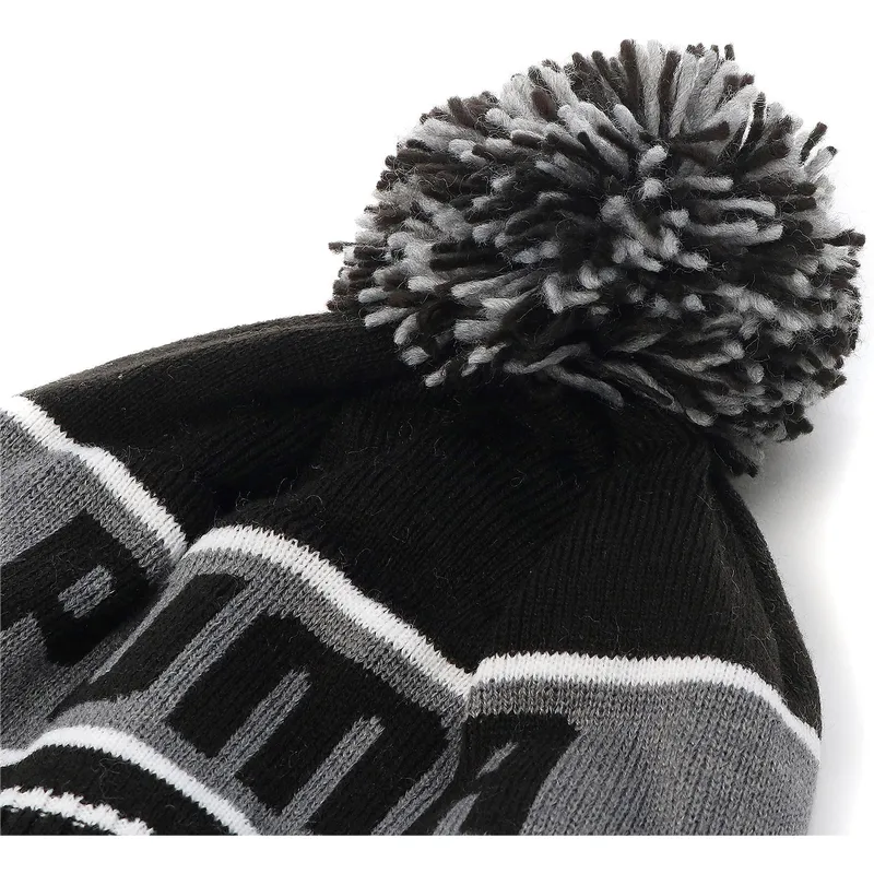 mutsen-pompon-zwart-van-puma